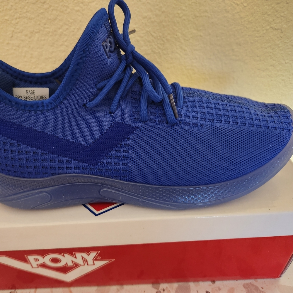 New women's Pony Athletic shoes 8.5 Blue